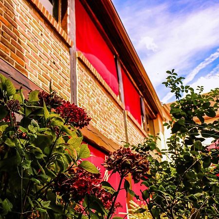 Auberge De La Vieille Ferme Le Meux Eksteriør bilde